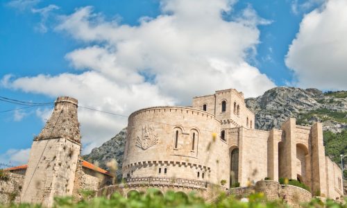 Krujë.Castle.original.38745